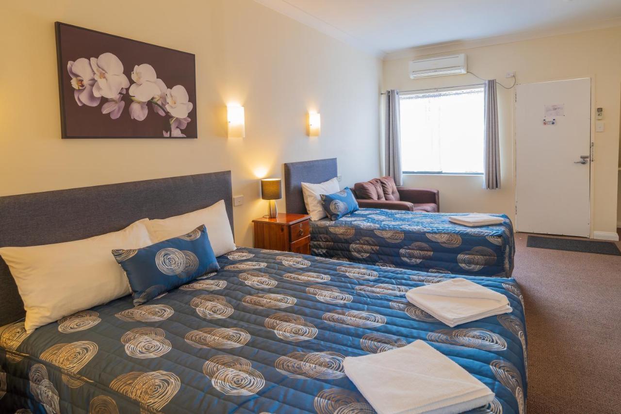 كاسلمين Castle Motel المظهر الخارجي الصورة