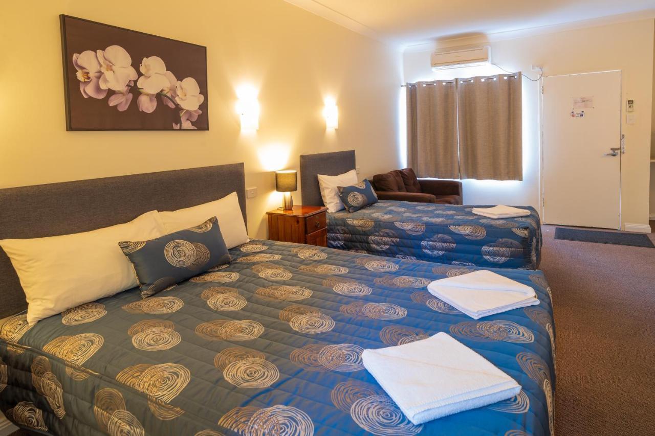 كاسلمين Castle Motel المظهر الخارجي الصورة