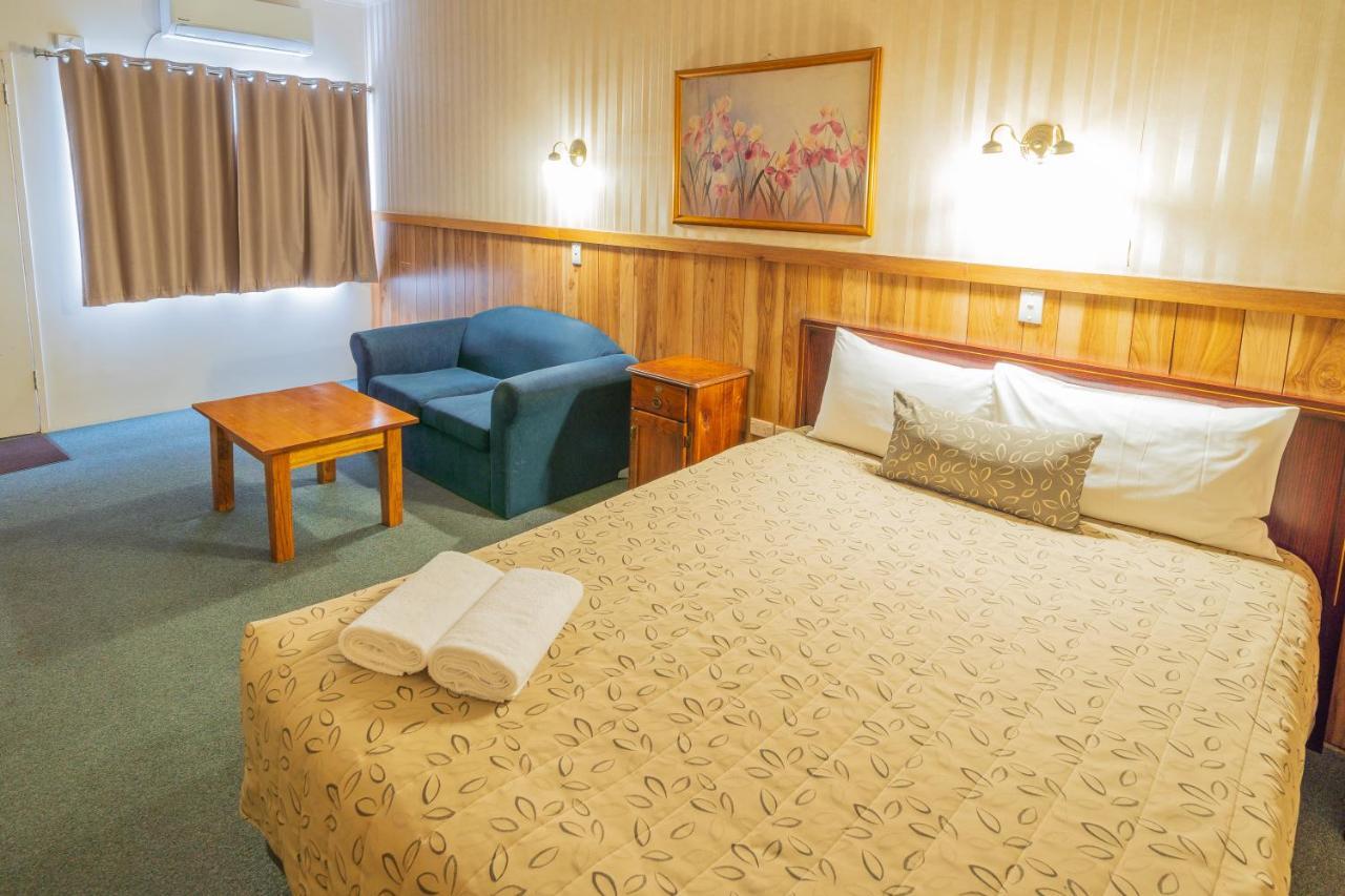 كاسلمين Castle Motel المظهر الخارجي الصورة