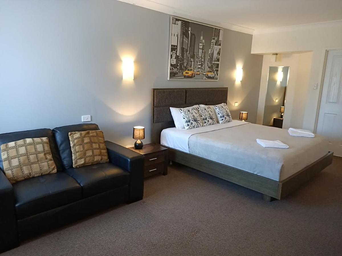 كاسلمين Castle Motel المظهر الخارجي الصورة
